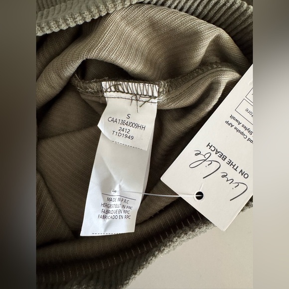 NWT | CUPSHE | Green Corduroy Square Neck Jumpsuit | Sz S - Picture 6 of 9